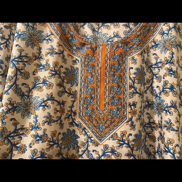 Colorful blouse - Picture 3 of 8